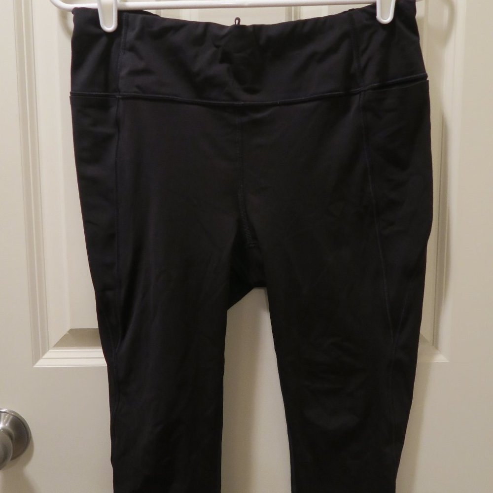 Athleta Capri Yoga Pants